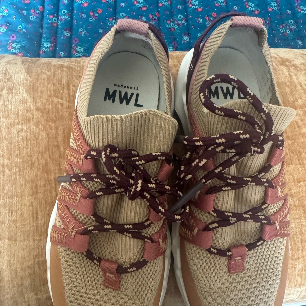 Madewell Field WSZ 7 sneakers w/MWL Cloudlift insoles from recycled bottles